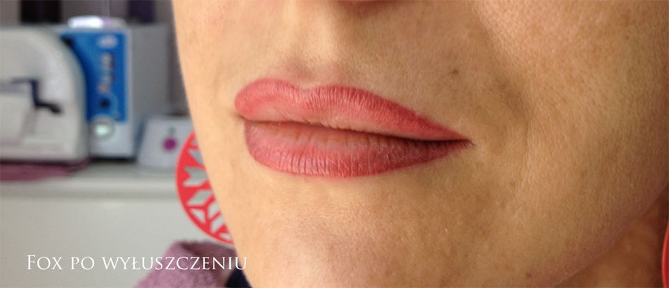 Makijaż permanentny usta