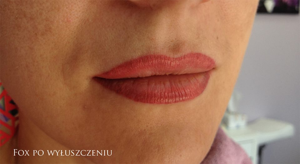Makijaż permanentny usta